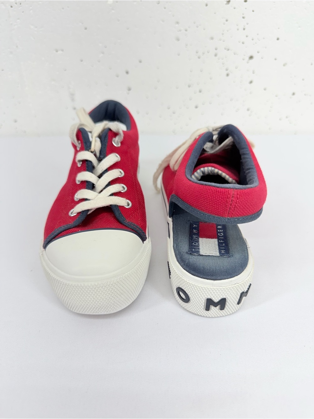 Vintage Tommy Hilfiger Women’s size 7.5 Red Canvas Slingback Mules Sneakers